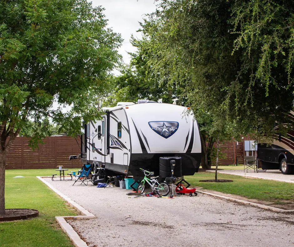 rv park in austin with gravel pads