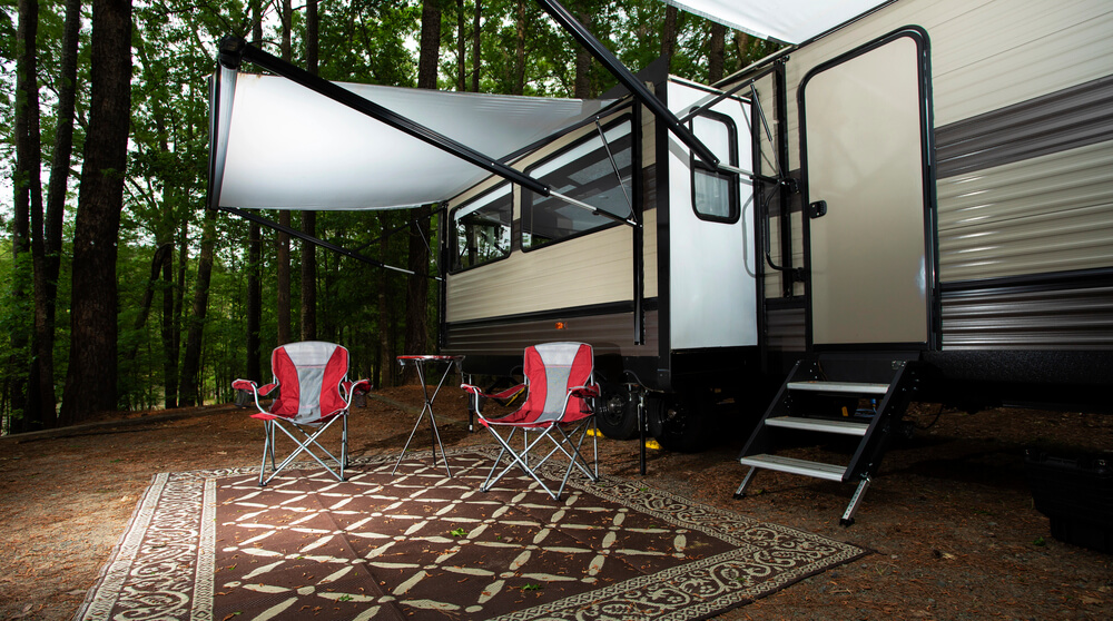 Can you live in an RV in Austin? The short answer is yes.